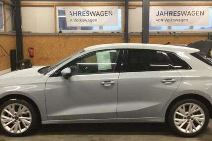 Audi A3 17.600 km 30.990 &euro; Niebüll 25899