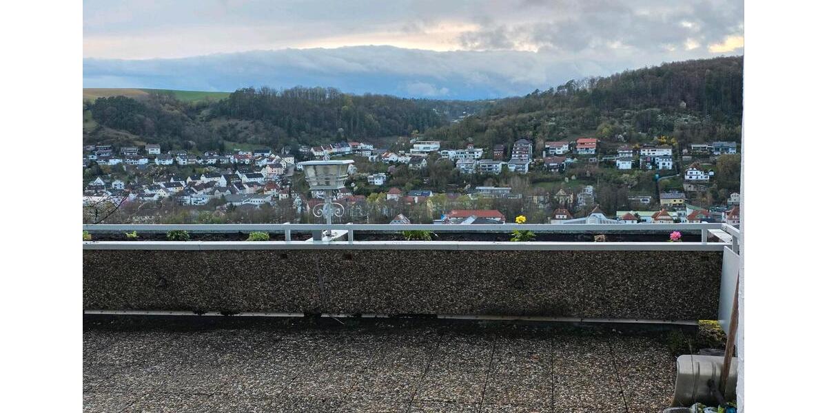 Etagenwohnung Mosbach - 6 Zimmer, 198 m&sup2;, 1.400&euro; | Angebot:26018611