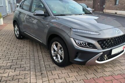 Hyundai KONA 4.902 km 19.500 &euro; Weilerswist 53919