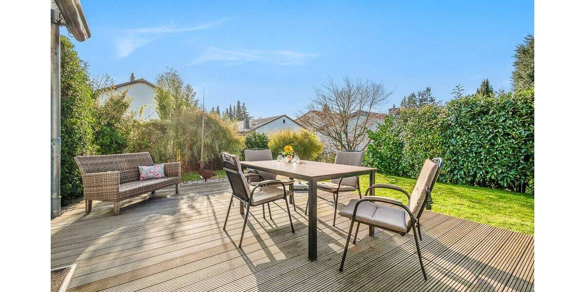Einfamilienhaus Seeheim-Jugenheim Jugenheim - 6 Zimmer, 268 m&sup2;, 1.249.000&euro; | Angebot:26358878