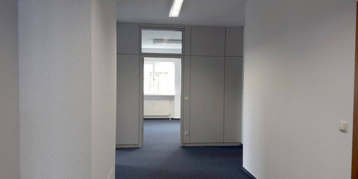 Gewerbeobjekt Zwickau Innenstadt - 4 Zimmer, 143 m&sup2;, 110.000&euro; | Angebot:25707412