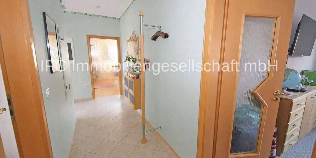 Bungalow Gräfenhainichen - 4 Zimmer, 139 m&sup2;, 385.000&euro; | Angebot:25822462