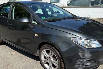 Seat Ibiza 69.337 km 1.990 &euro; Emmering 82275