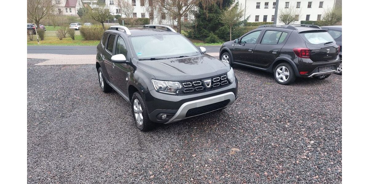 Dacia Duster 77.300 km 11.800 &euro; Seebach 99846