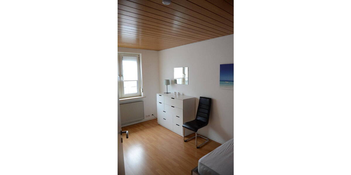 Etagenwohnung Stuttgart Zuffenhausen - 3 Zimmer, 62 m&sup2;, 270.000&euro; | Angebot:26699023