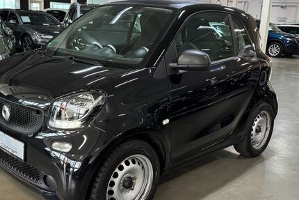 Smart ForTwo 64.179 km 7.800 &euro; Hamburg 20537