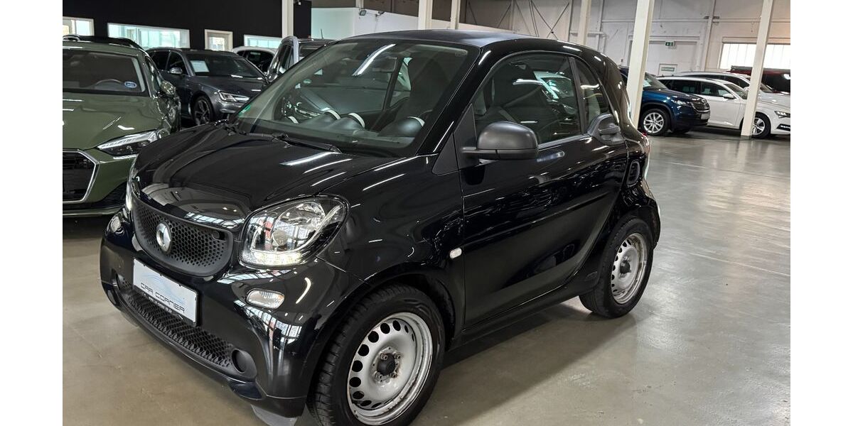 Smart ForTwo 64.179 km 7.800 &euro; Hamburg 20537