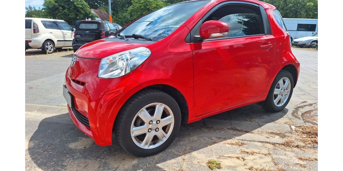 Toyota IQ 97.200 km 5.490 &euro; Oranienburg bei Berlin 16515