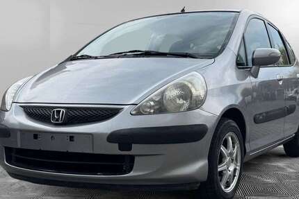 Honda Jazz 56.750 km 4.490 € Berlin 12277