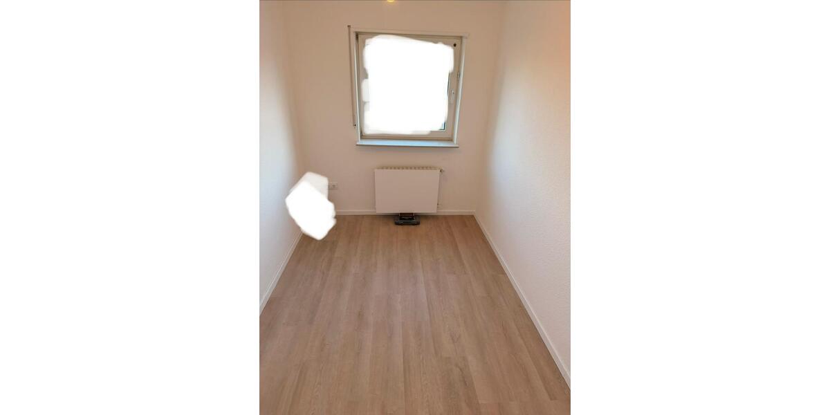 Erdgeschoßwohnung Eisenberg (Pfalz) - 3 Zimmer, 60 m&sup2;, 780&euro; | Angebot:26381947