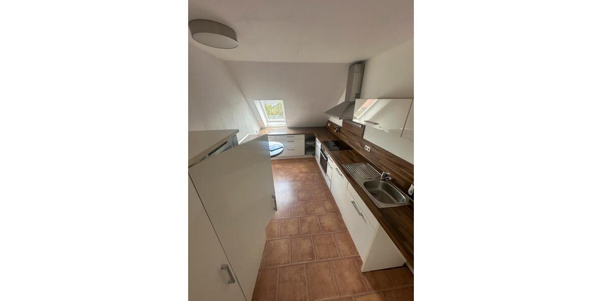 Dachgeschoßwohnung Garbsen Berenbostel - 3 Zimmer, 77 m&sup2;, 229.000&euro; | Angebot:25554224