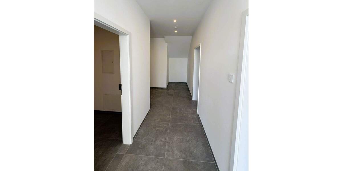 Etagenwohnung Oberhonnefeld-Gierend Oberhonnefeld - 3 Zimmer, 104 m&sup2;, 1.150&euro; | Angebot:26840760