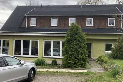 Haus zum Kaufen in Marienberg 250.000 € 599 m² 19 zimmer