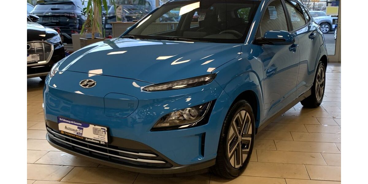 Hyundai KONA 11.633 km 16.000 &euro; Hennef 53773