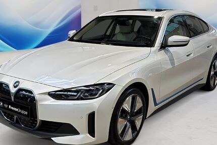 BMW i4 83.479 km 36.990 € Oldenburg 26125