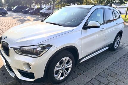 BMW X1 176.000 km 21.980 € München 81827