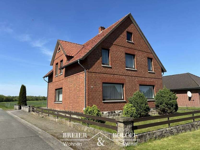 Haus zum Kaufen in Niedernwöhren 219.000 € 200 m²