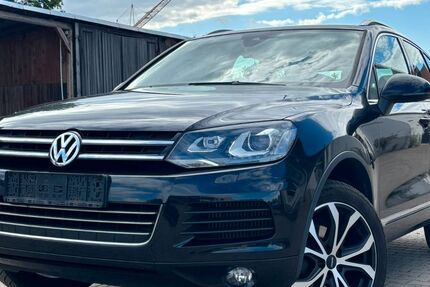 VW Touareg 243.702 km 12.990 € Freiberg (bei Dresden) 09599