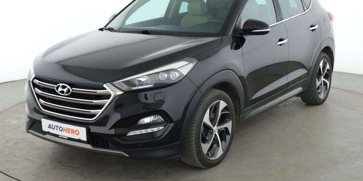 Hyundai TUCSON 99.533 km 19.080 &euro; Essen 45141