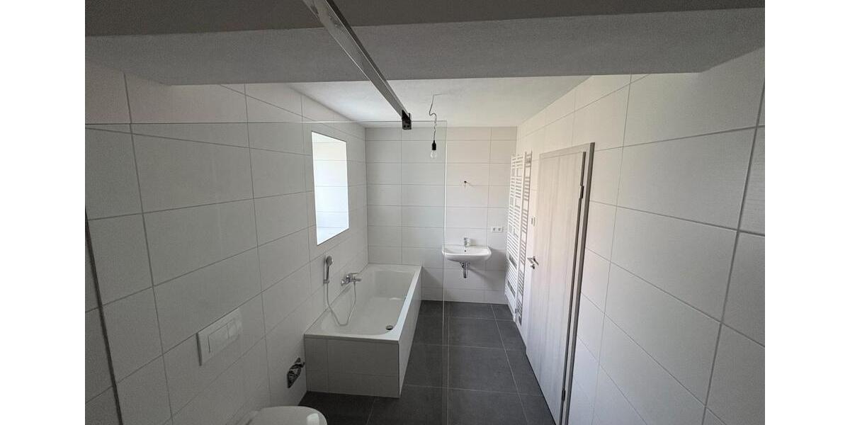 Dachgeschoßwohnung Mantel - 2 Zimmer, 66 m&sup2;, 250.000&euro; | Angebot:27008063