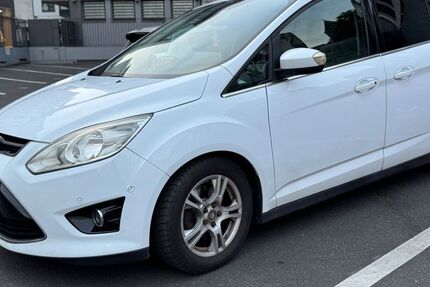 Ford Grand C-Max 135.000 km 6.350 &euro; Köln 51105