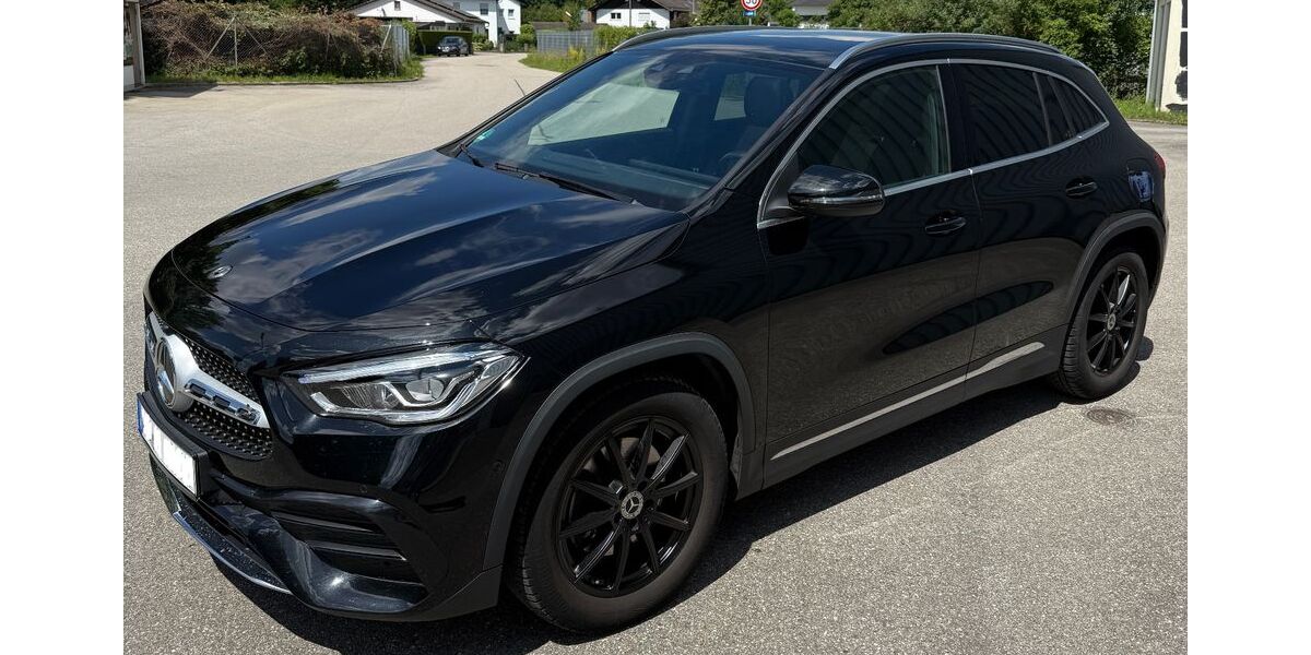 Mercedes-Benz GLA 220 65.000 km 35.500 &euro; Mehring 84561