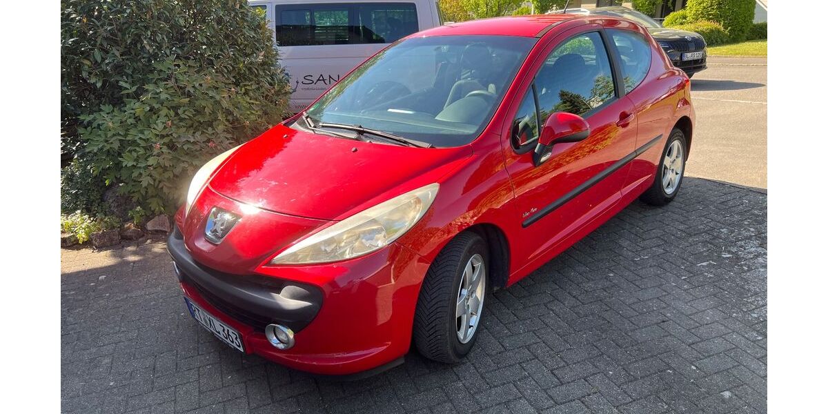 Peugeot 207 92.000 km 3.500 &euro; Stuttgart 70327