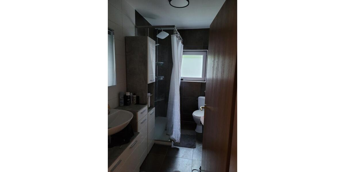 Einfamilienhaus mit Einliegerwohnung 4 zimmer