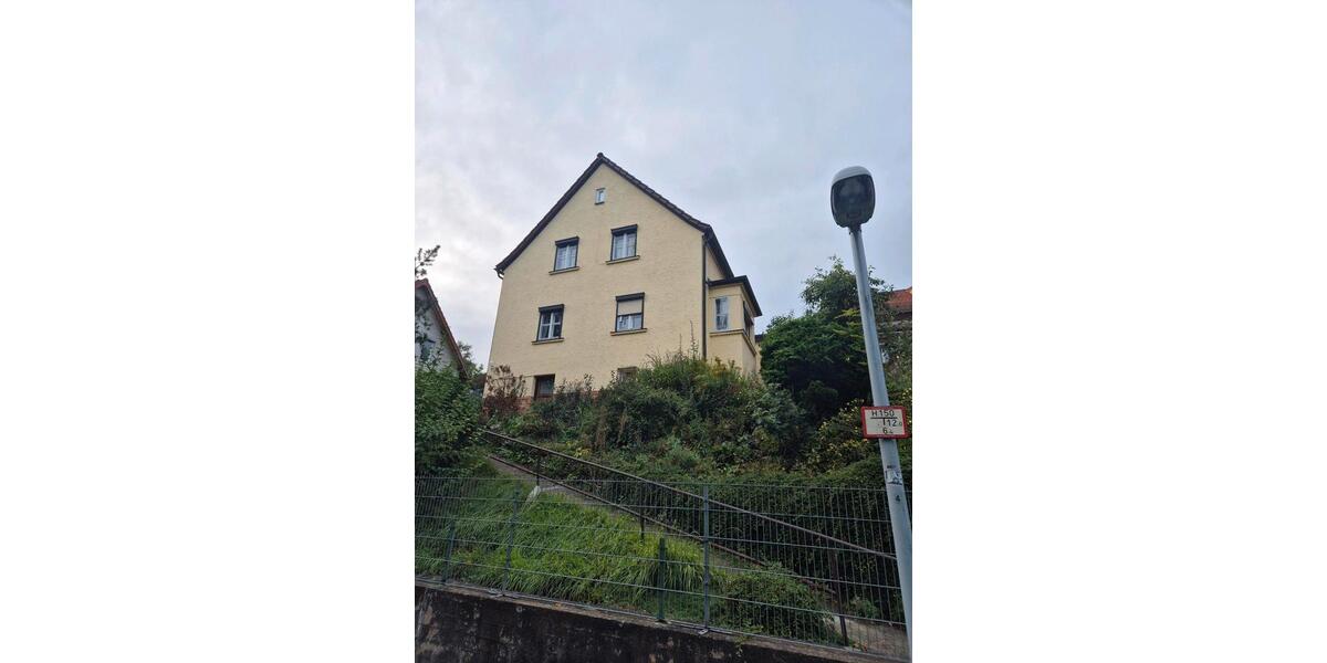 Ein Familienhaus Mit Möbliert -Garten+ Garage Provision Frei !!! 7 zimmer