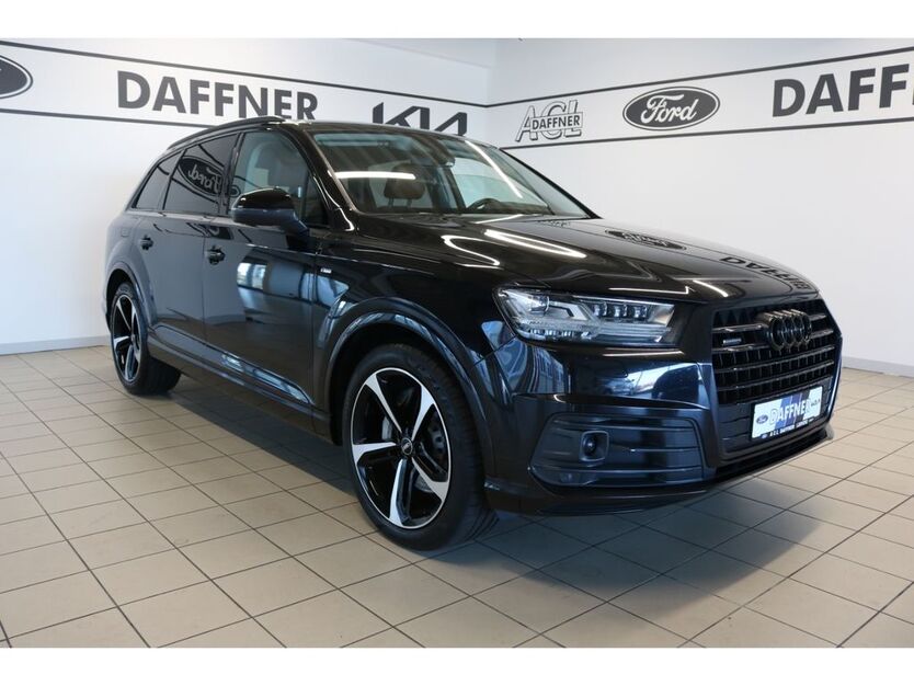 Audi Q7 96.800 km 33.880 € Leipzig 04179
