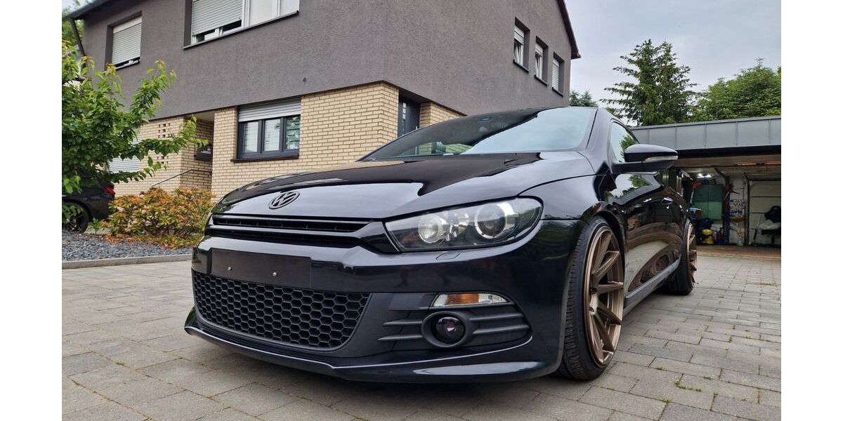 VW Scirocco 119.600 km 12.500 &euro; Euskirchen 53879