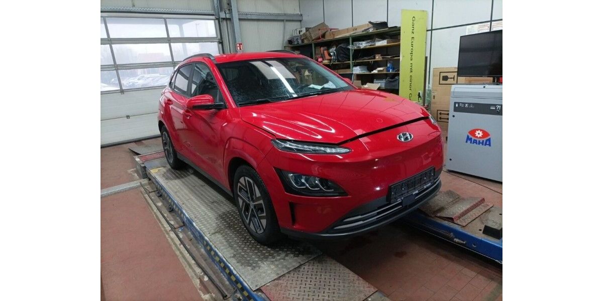 Hyundai KONA 67.928 km 18.000 &euro; Hennef 53773