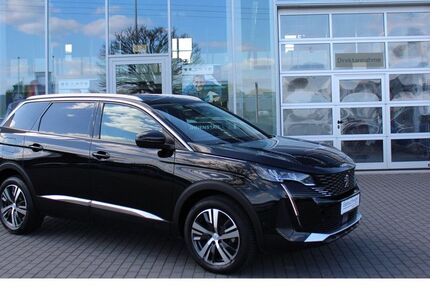Peugeot 5008 48.726 km 23.999 &euro; Potsdam 14482
