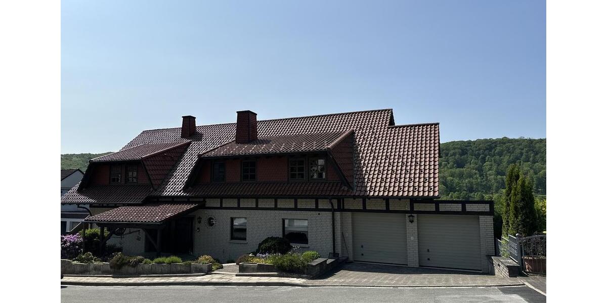 Villa Bad Driburg - 12 Zimmer, 430 m&sup2;, 698.000&euro; | Angebot:22989078