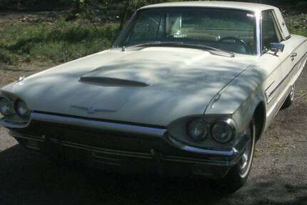 Ford Thunderbird
