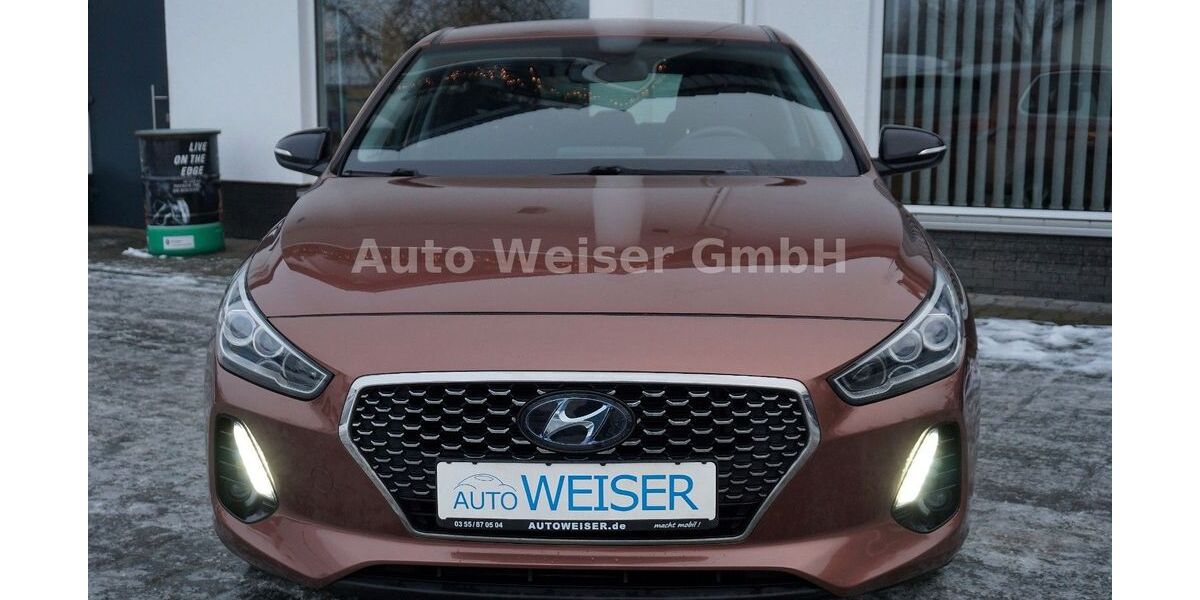 Hyundai i30 58.000 km 12.900 &euro; Cottbus-Sielow 03055