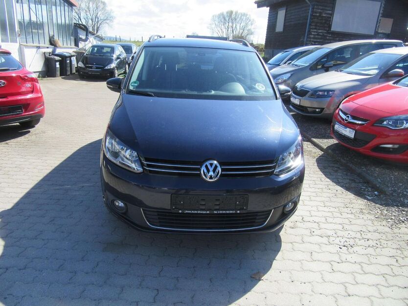 VW Touran 144.500 km 7.499 € Eimen 37632