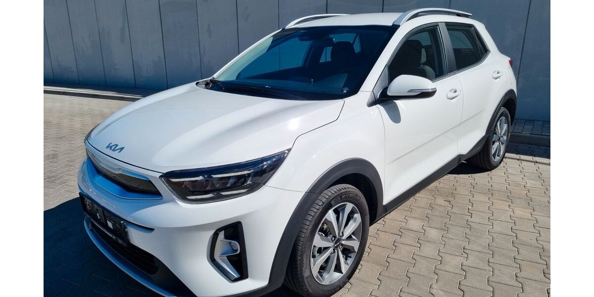 Kia Stonic 9.020 km 18.990 &euro; Lutherstadt Eisleben 06295