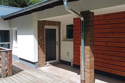 Wohnung Allendorf (Lumda) - 5 Zimmer, 130 m&sup2;, 1.280&euro; | Angebot:25570857