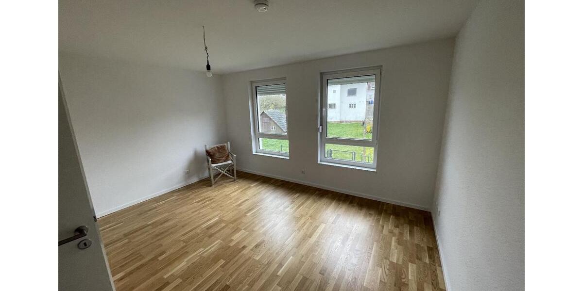 Reihenhaus Waldems - 5 Zimmer, 136 m&sup2;, 1.800&euro; | Angebot:25753739