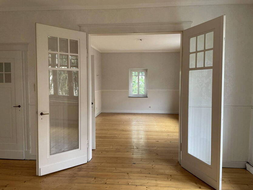 AltbauWohnung in ruhiger Zentrumslage - Gartenmitbenutzung, Stellplatz