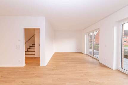 Haus Stade Altländer Viertel - 4 Zimmer, 108 m&sup2;, 1.715&euro; | Angebot:27145325