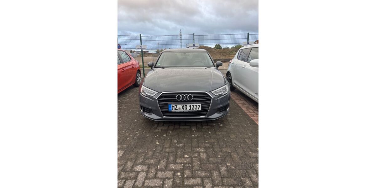 Audi A3 86.000 km 15.500 &euro; Stadecken-Elsheim 55271
