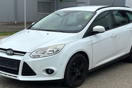 Ford Focus 140.766 km 5.650 € Tuttlingen 78532