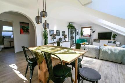 Sanierte moderne offene 3 Zimmer Wohnung