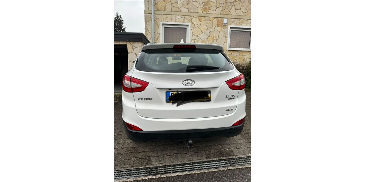 Hyundai ix35 80.500 km 11.600 &euro; Mühlacker 75417