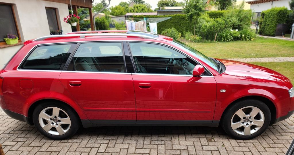Audi A4 312.000 km 5.200 &euro; Sophienthal 15324