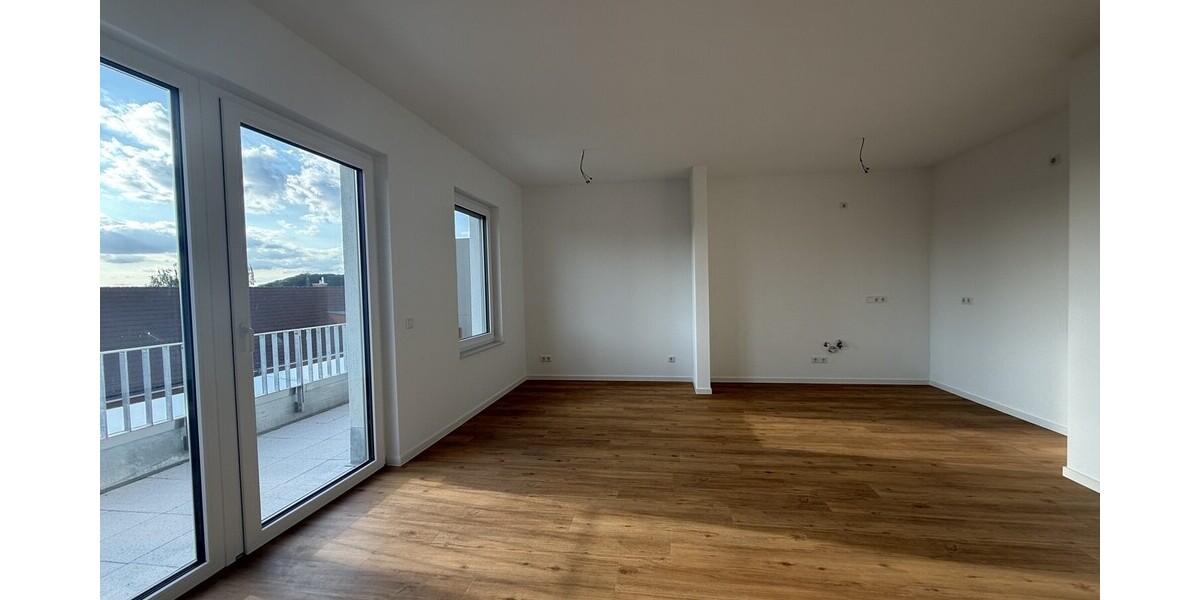 Lichtdurchflutetes Penthouse mit Sonnenterrasse und stilvollem Neubauflair - Einfamilienhaus Neubrandenburg Datzeberg | Angebot:27130830