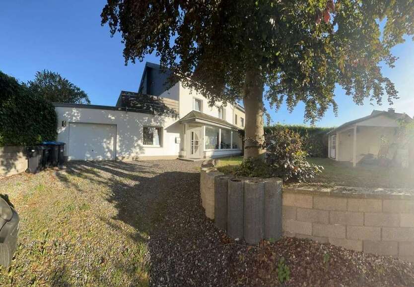 Haus zum Kaufen in Stolberg 440.000 € 180 m²