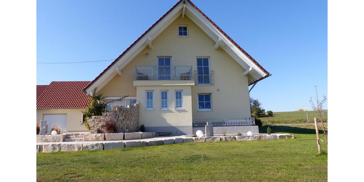Einfamilienhaus Biberbach - 5 Zimmer, 138 m&sup2;, 1.900&euro; | Angebot:26126444